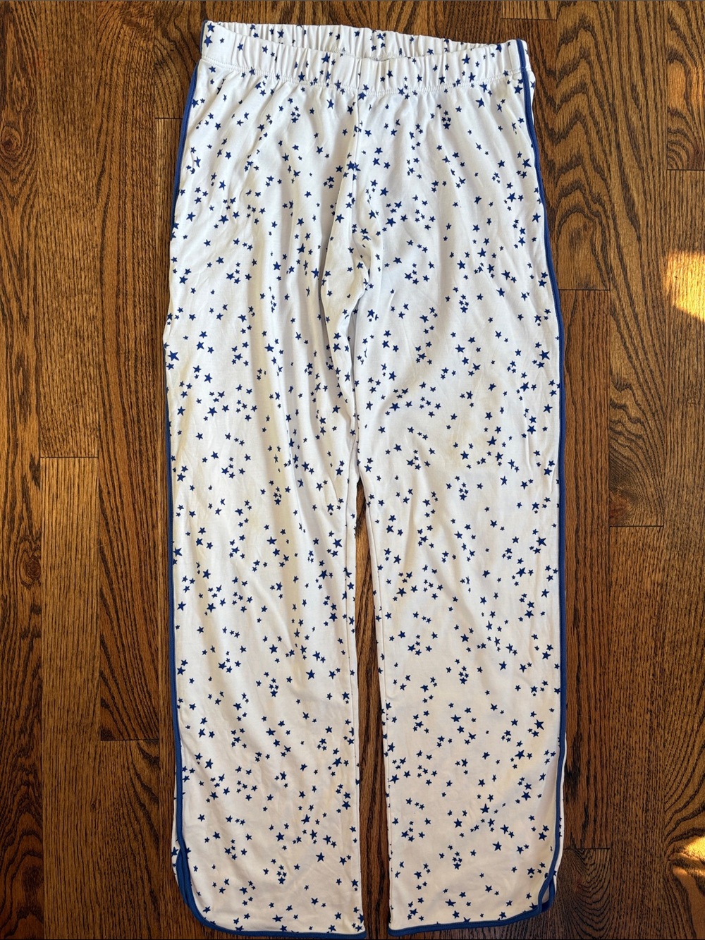 Women’s LAKE white with blue stars, 100% Pima cotton pajama pants, size S.